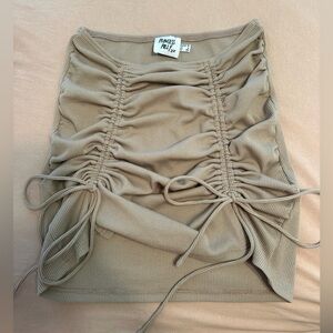 size 6 princess polly mini skirt